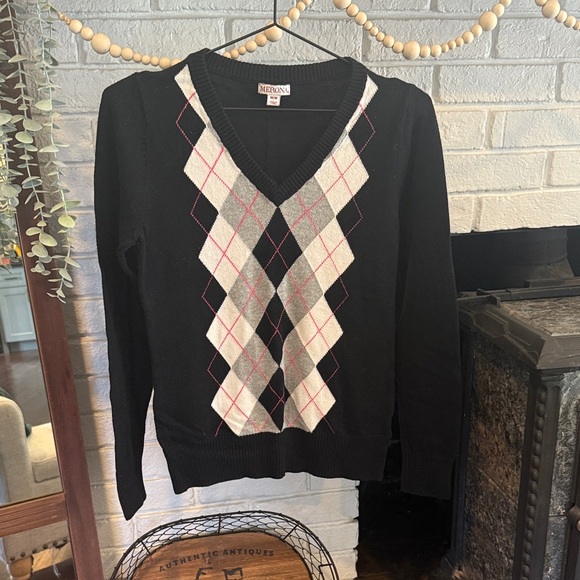 Merona Sweaters - Merona V Neck Argyle Sweater | Size M